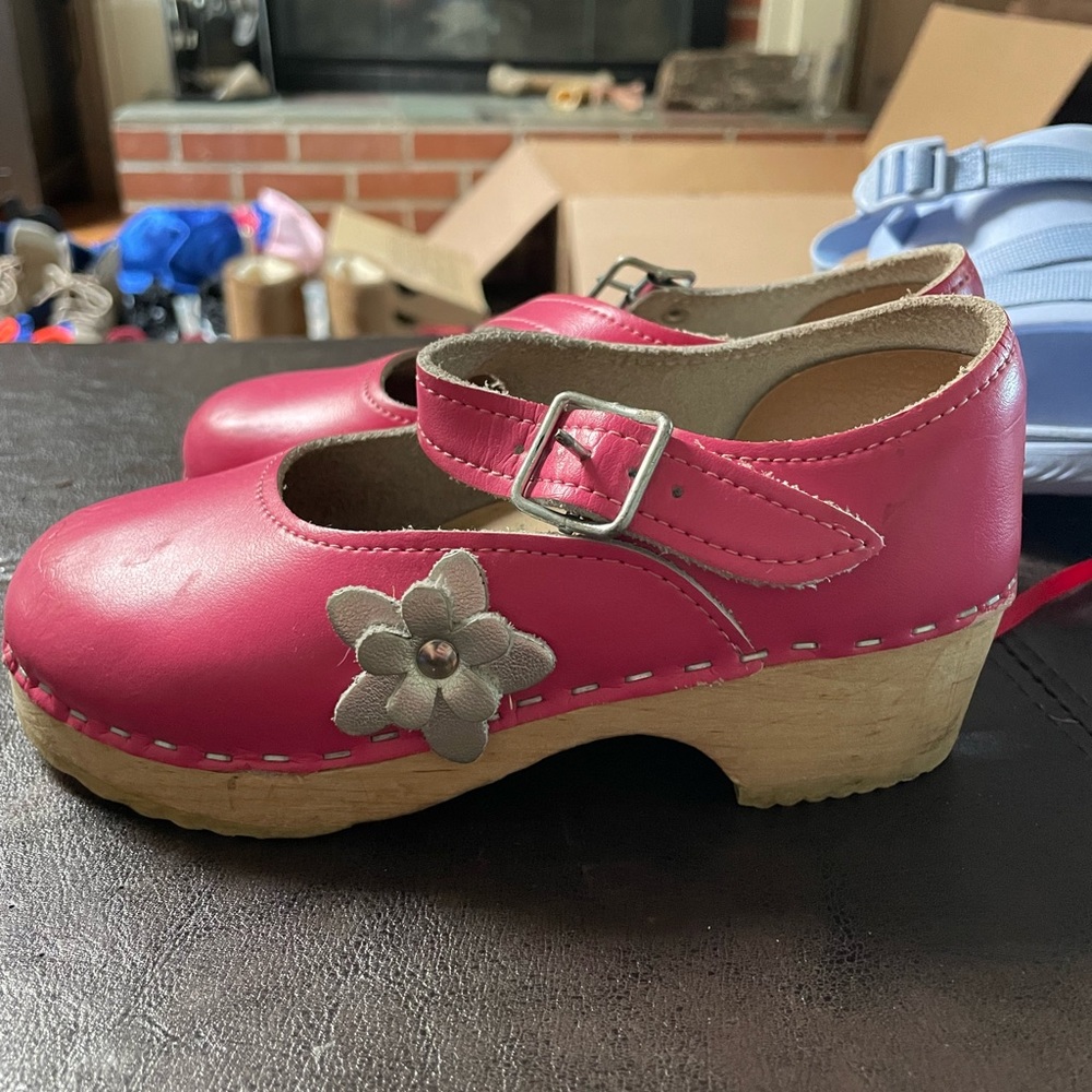pink clogs